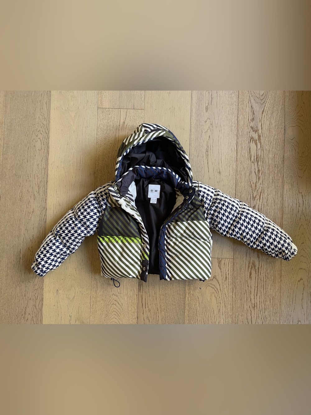 Ivy Park x Adidas Down Puffer Jacket - 7-8 youth